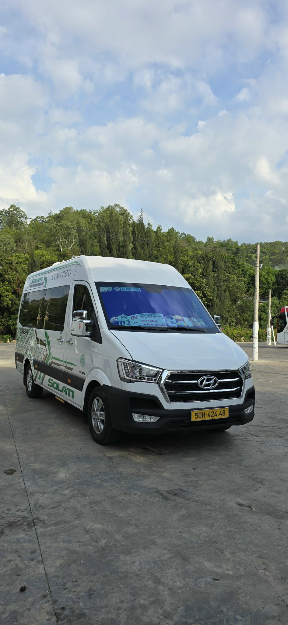 CHO THUÊ XE DU LỊCH 16 CHỖ TỪ HCM ĐI TỈNH