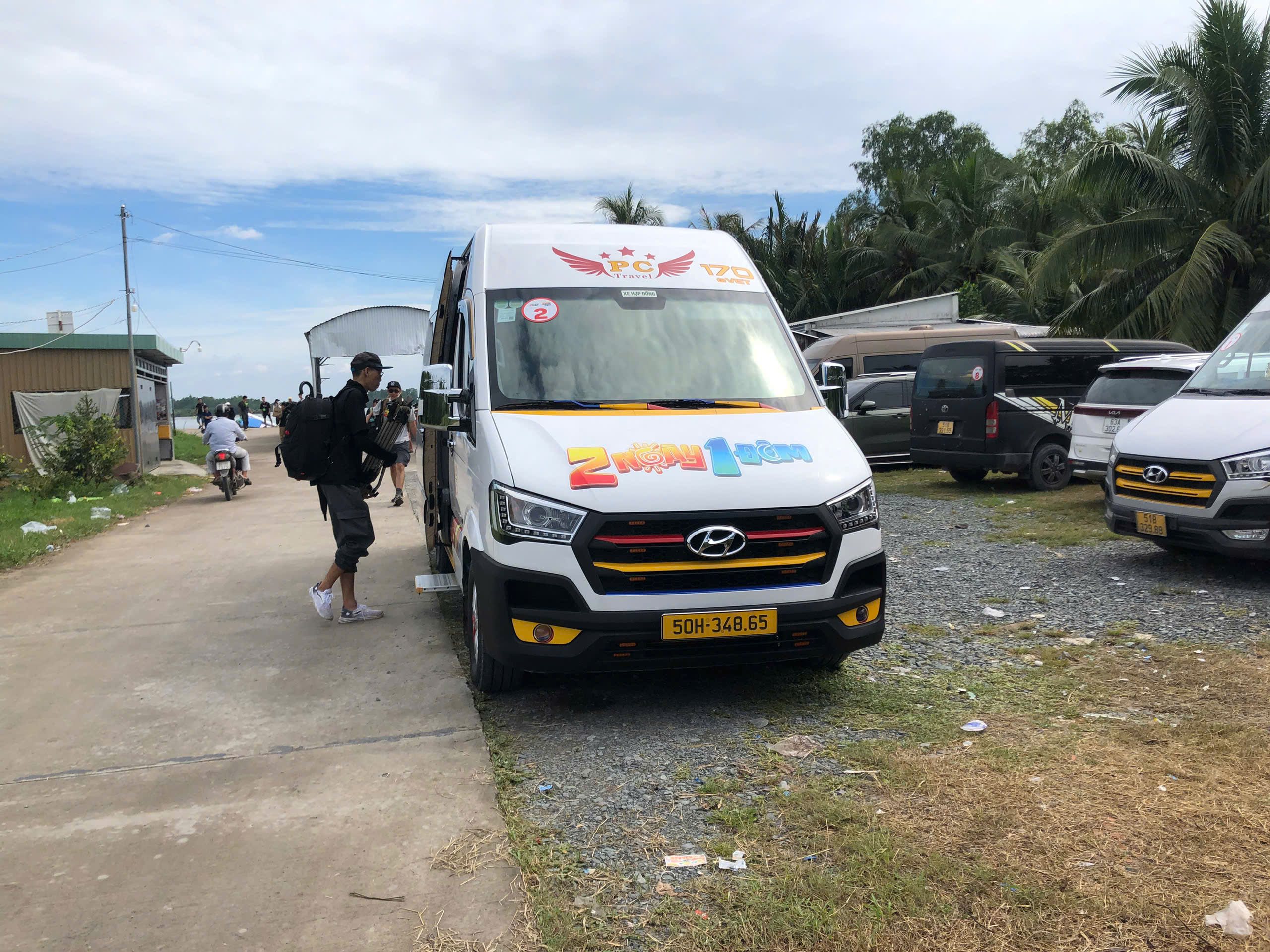 CÔNG TY TNHH VẬN TẢI & DU LỊCH PHONG CẢNH